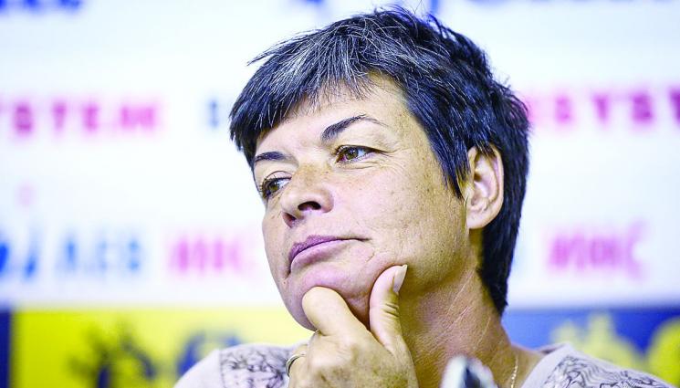 Руми Нейкова дава безплатни уроци - Несломимата Румяна Нейкова на 50!