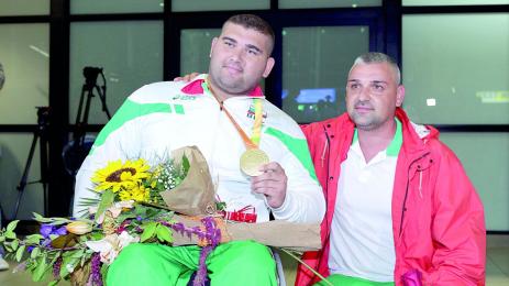 Ружди пръв от нашите в Токио