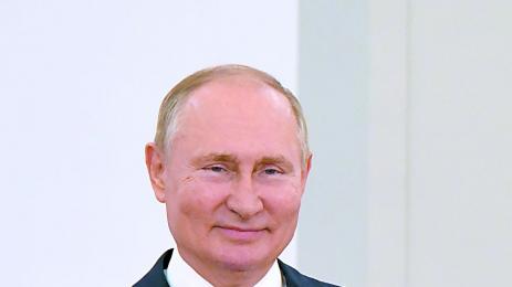 Путин увеличава заплати предизборно