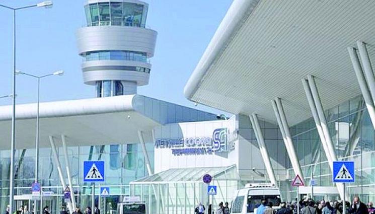 Сигнал за бомба отцепи летище София - Новият паркинг на летище София започва работа