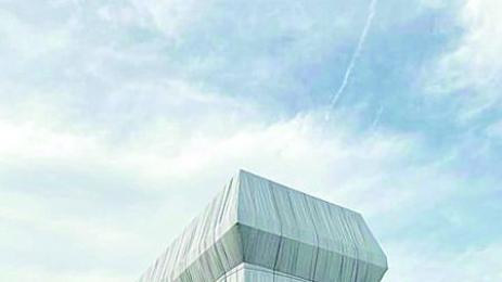 Владо Пенев и Санчо Финци пред Триумфалната арка