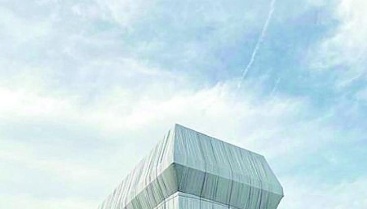 Владо Пенев и Санчо Финци пред Триумфалната арка - Владо Пенев и Санчо Финци
пред Триумфалната арка