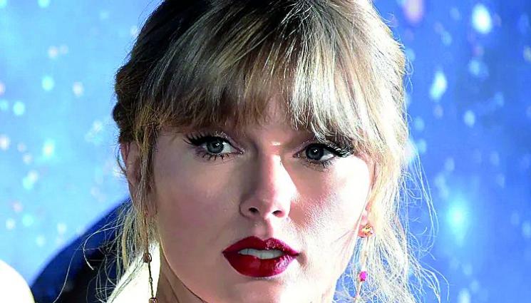 Тейлър Суифт пусна римейк на сингъл от 1989 г - ТЕМИДА НЕ ПРОЩАВА: Съдят преследвач на Тейлър Суифт