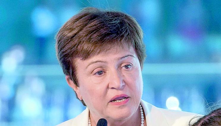 МВФ гледа под лупа делата на Кристалина