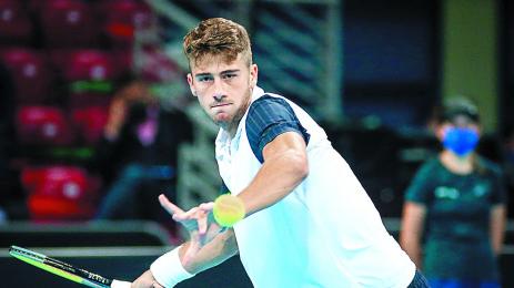 Донски започна с победа Иванов отпадна