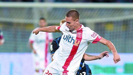 Антов направи дузпа но игра силно за Монца