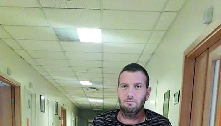 Ловец с ампутиран крак остана без дом - Ловец с ампутиран крак остана без дом