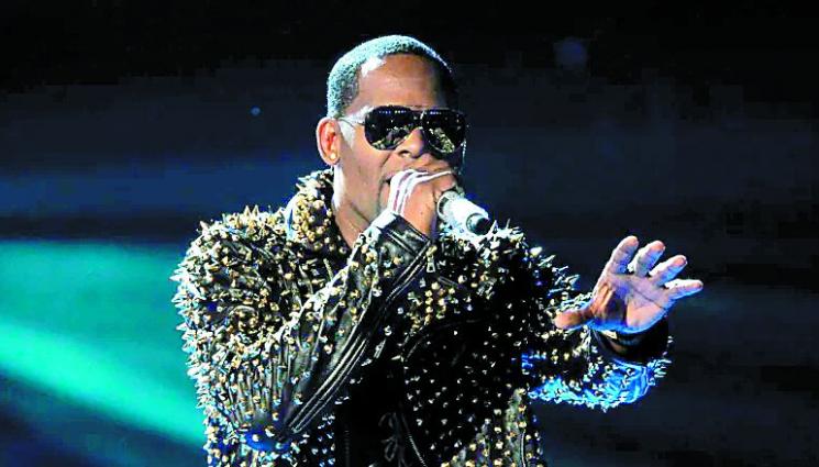 Ар Кели заплашен с доживотен затвор за сексуални престъпления - ЗАКОН И РЕД: Ар Кели получи 30 години зад решетките