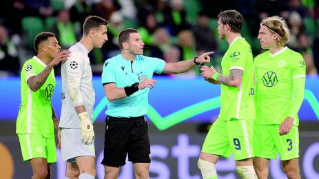 От Волфсбург с критики към Георги Кабаков