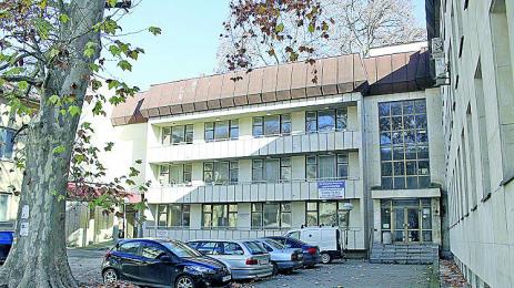 Незрящ масажист върна към живота 40 000 пациенти