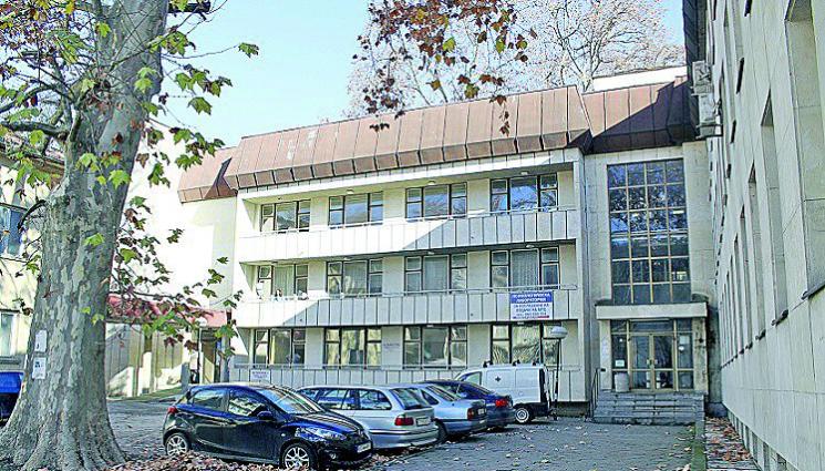 Незрящ масажист върна към живота 40 000 пациенти - Незрящ масажист върна към живота 40 000 пациенти