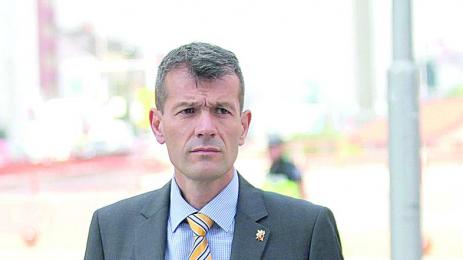 Две обвинения за Боян Расате