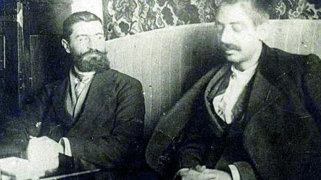 Светски хроникьор оплита Яворов в смъртта на Лора