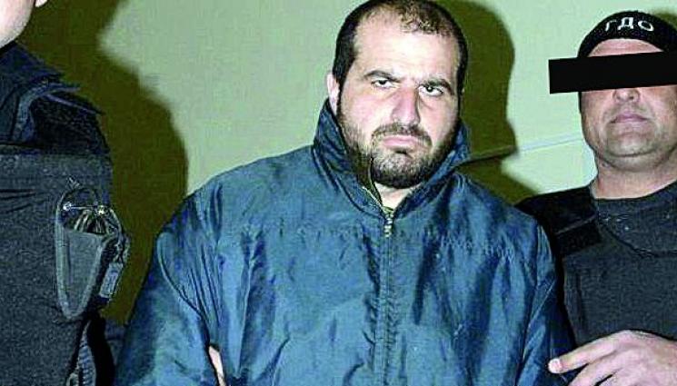 25 г затвор за Иван Дюмона заклал фелдшер - 25 г. затвор за Иван Дюмона,
заклал фелдшер 