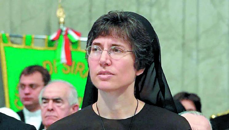 Монахиня ще командва във Ватикана - Монахиня ще командва
във Ватикана
