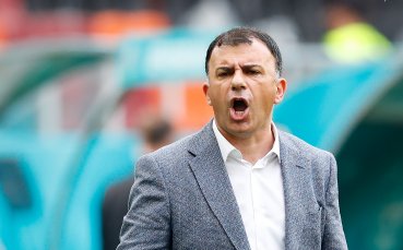 Ангеловски се разминава с Лудогорец