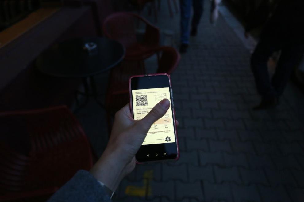 В Белгия отпада изискването за COVID сертификат при посещение на