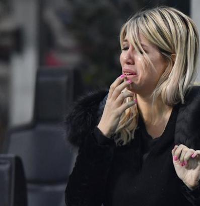 Икарди Ванда Нара