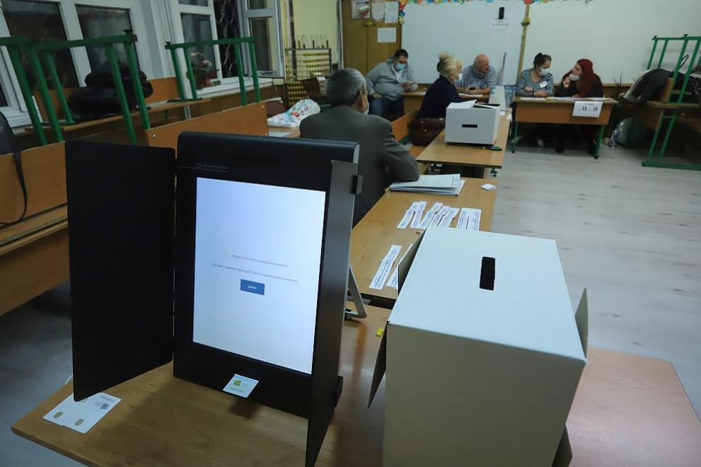 Няколко сигнала са постъпили в РИК-Смолян от началото на изборния
