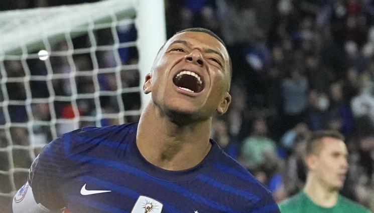 Мбапе Казахстан - Франция гази 8:0 Казахстан с каре на Мбапе