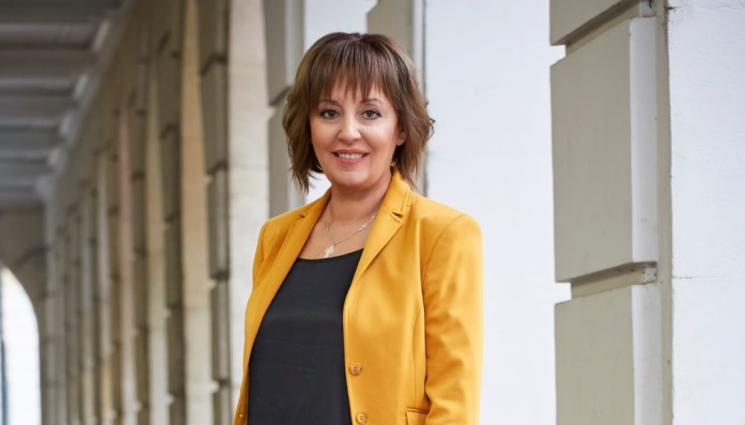 Мая Манолова - Манолова поиска преразглеждане на поскъпването на водата с 59% в Бургас