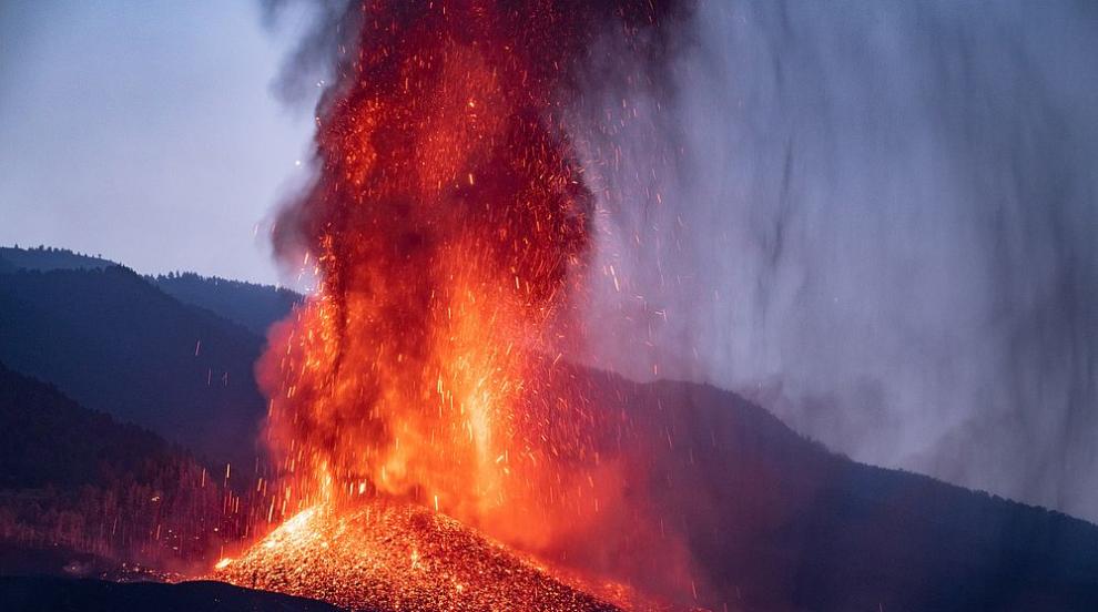 Изригването на вулкана в Тонга е най-силното, регистрирано някога 