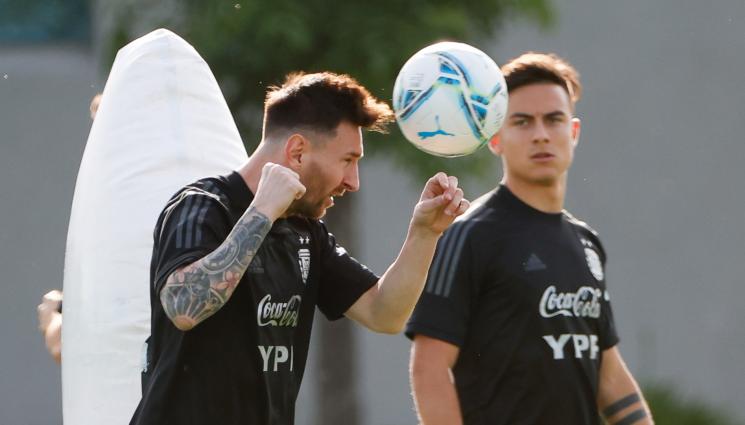 Аржентина Меси - 4 км опашка за билетите на мача Аржентина - Бразилия