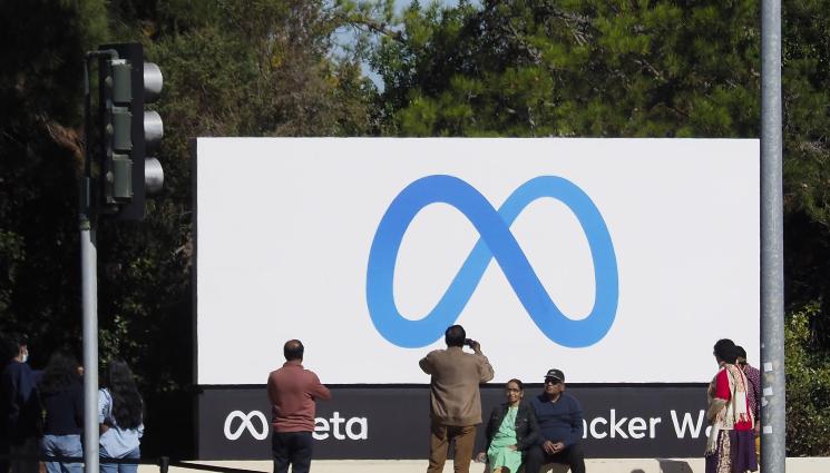 Фейсбук - Съдят прясно прекръстения Facebook (Meta) за 100 млрд. долара