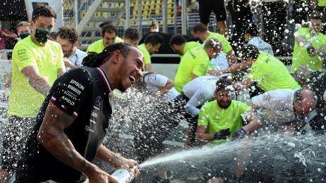 Люис Хамилтън