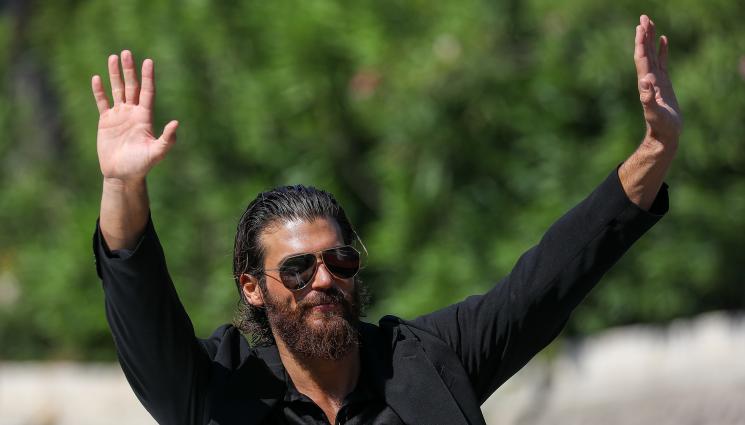 Джан Яман - Джан смени Дилета с Мис Италия