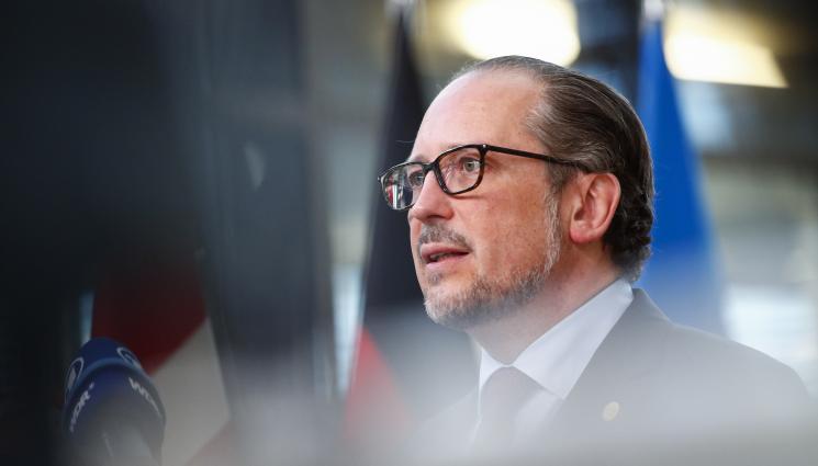 Александър Шаленберг - Австрия затваря всичко, ваксинацията става задължителна