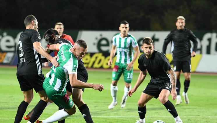 Пирин Берое Стара Загора - Черните орлета от Пирин отскубнаха точка при 1:1 с Берое в Стара Загора (СНИМКИ)