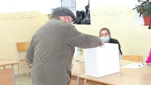 25 86 е избирателната активност на днешните парламентарни избори област