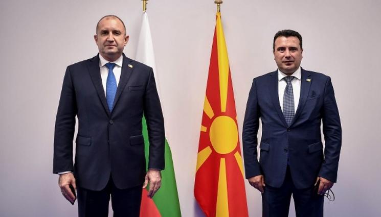 Радев Заев - Зоран Заев поздрави Румен Радев за победата на президентския вот