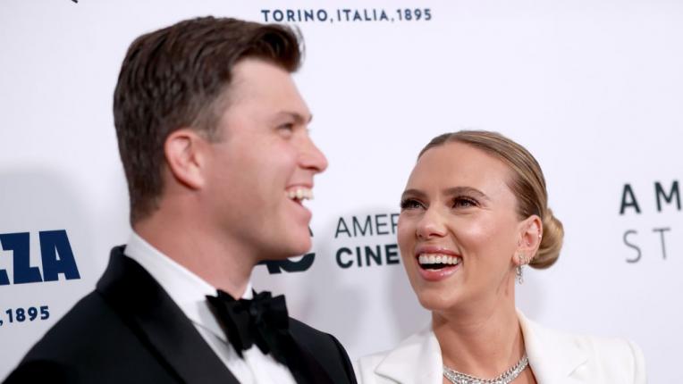  Скарлет Йохансон с премия и първа поява на аления килим след раждането 