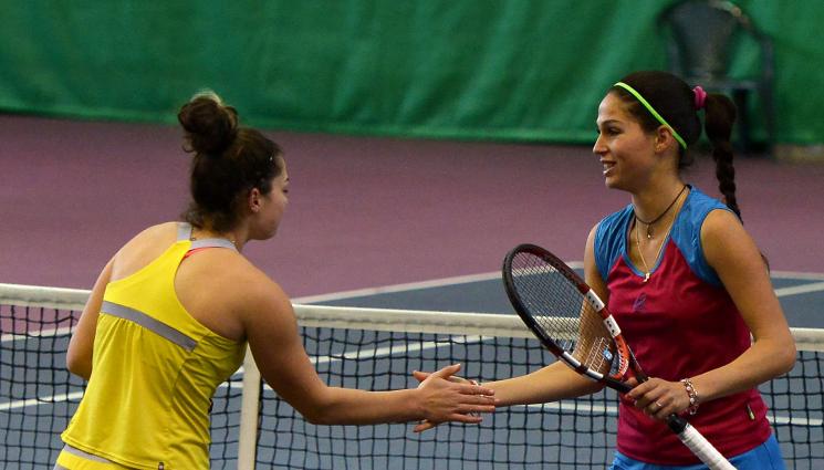 Изабелла Шиникова - Шиникова бие след невероятен обрат в Дубай