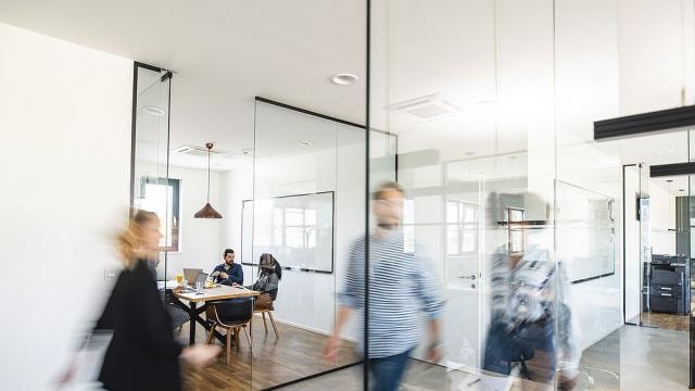 Как работата в офиса вреди на здравето ни