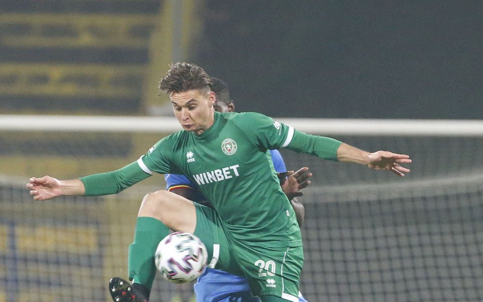 Нападателят на Ботев Враца Дориан Бабунски, чието име е свързвано