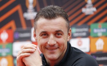 Треньорът на Лудогорец Станислав Генчев даде традиционната пресконференция преди домакинството