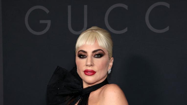  Лейди Гага - изискана и секси на нюйоркската премиера на „ Домът на Гучи “ 