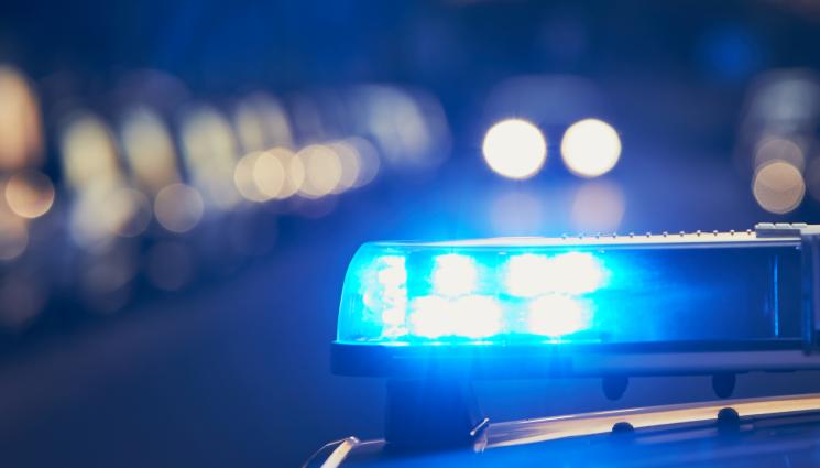 сирени - КАСАПНИЦА: Тир навлезе в насрещното, остави тийнейджърка сираче (СНИМКИ)