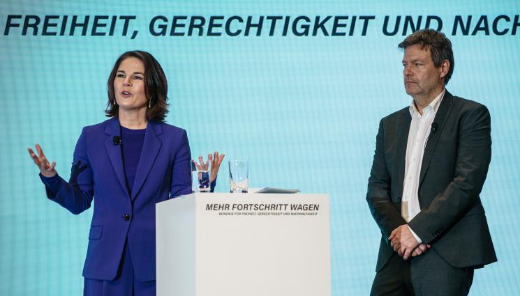 Аналена Бербок - Отново хванаха в преписване бъдещата министърка на външните работи на Германия