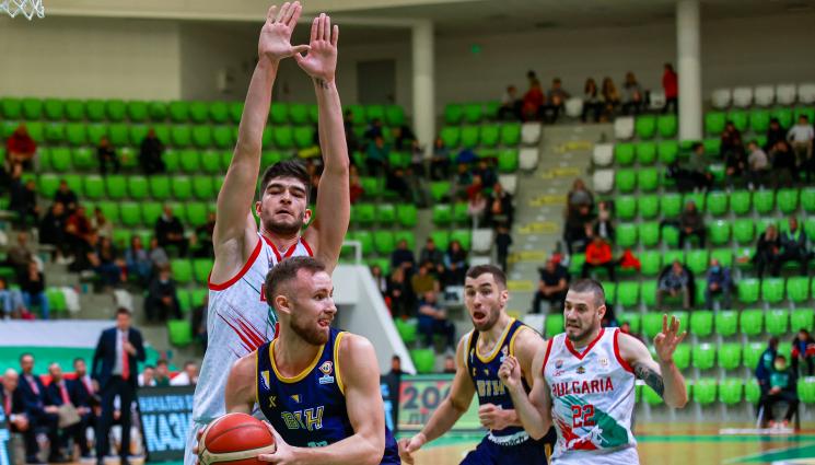 баскетбол - Баскетболистите ни се бориха до последно, но отстъпиха пред Босна и Херцеговина в Ботевград (СНИМКИ)