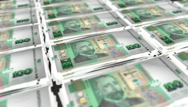 пари - Бюджет 2022: Увеличение на минималната заплата, майчинските и детските надбавки