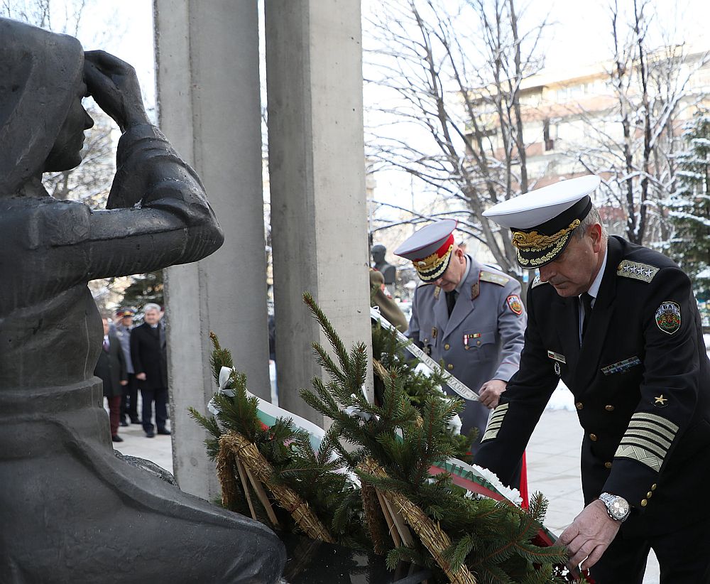 ВМА отбеляза 130-ата годишнина от създаването си