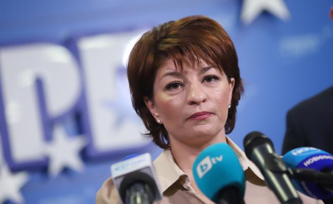 Десислава Атанасова: ГЕРБ няма да подкрепи кабинет на 
