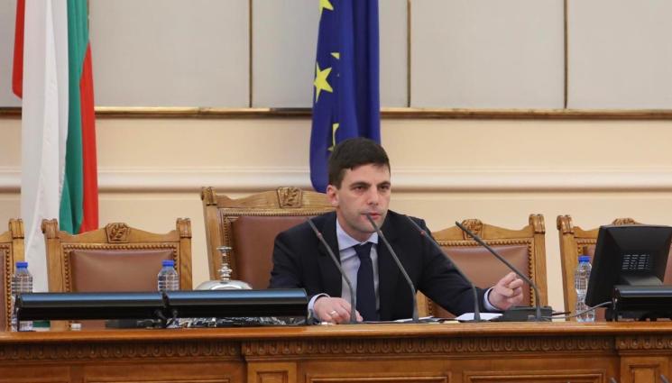 Никола Минчев - Никола Минчев потвърди: Разбрах, че съм с COVID-19 след КСНС