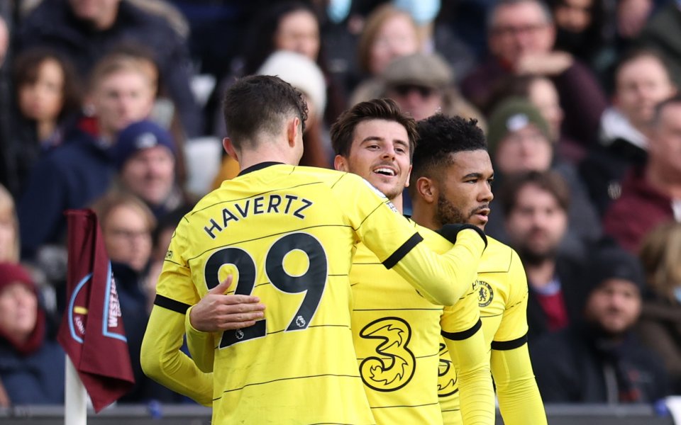 Отборите на Уест Хем Юнайтед и Челси играят при в