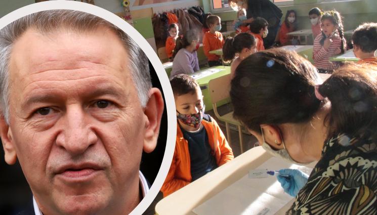 ученици - Синдикатът Образование иска оставката на здравния министър за образователния геноцид към българските ученици