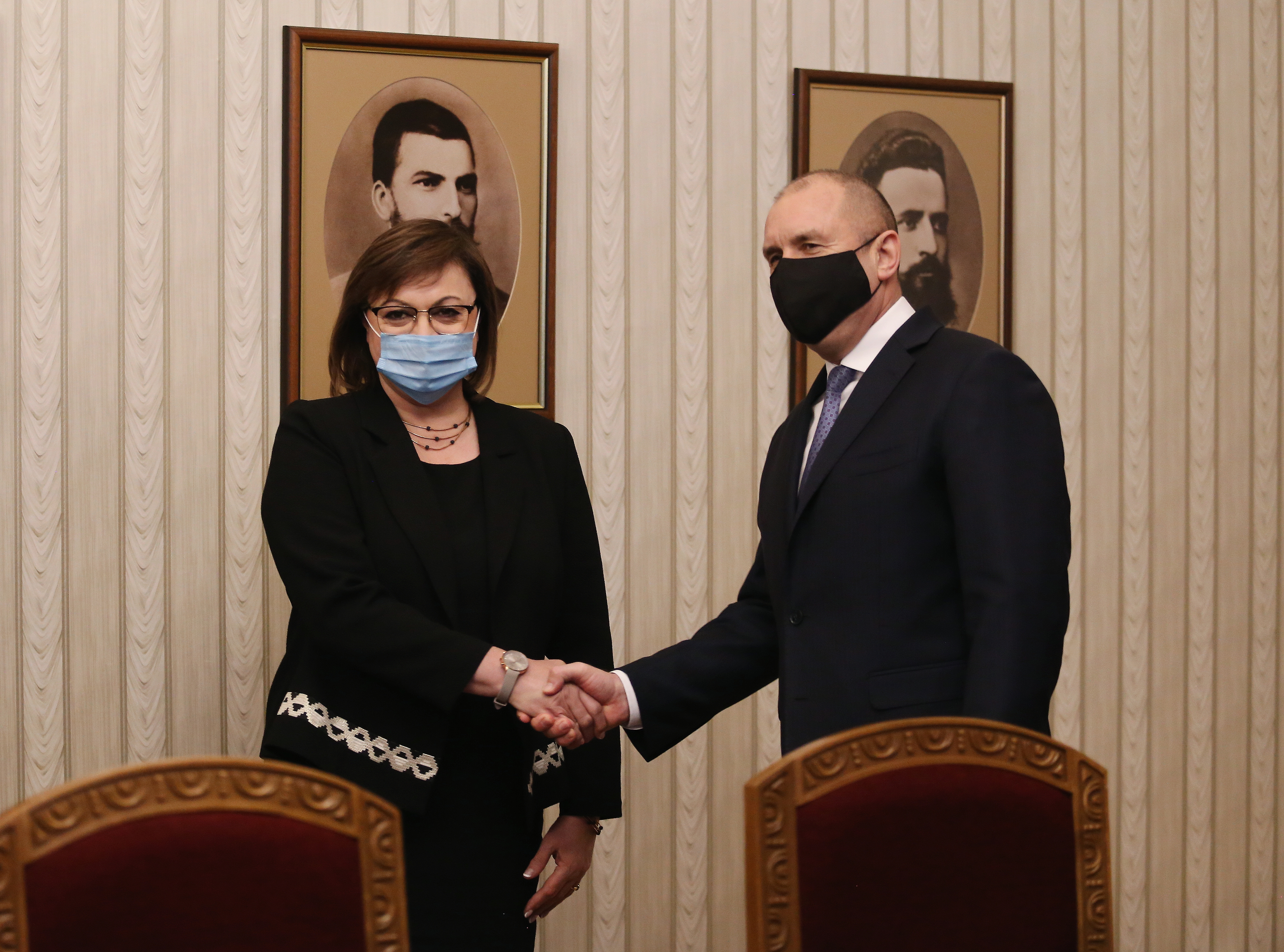 консултации